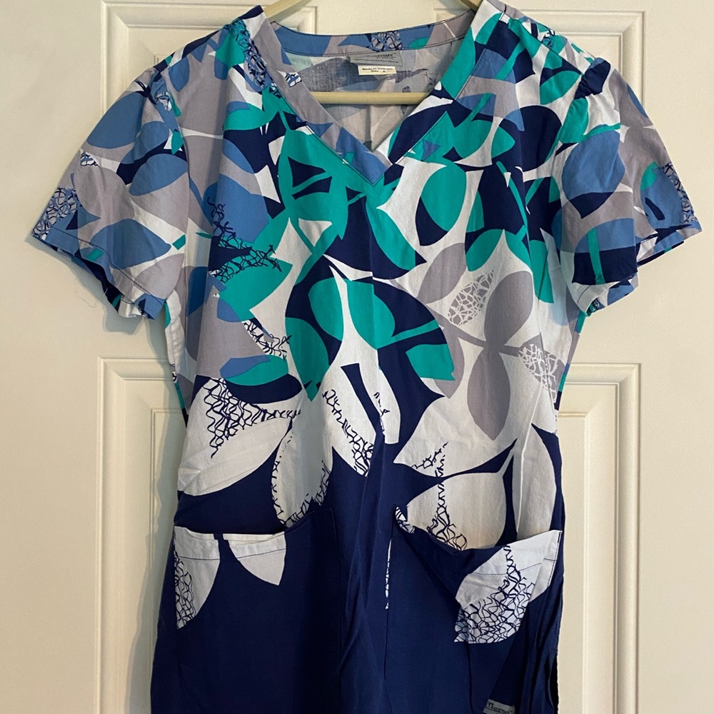 Grey's Anatomy  Scrub Top size Small